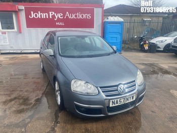 Location: Hull - 2007 VOLKSWAGEN JETTA SPORT DSG TDI A 4 Door Saloon REG: NA57NYW, Keys: No, MOT Expiry date: 30/08/2026, 1968 Diesel, 6 Speed Auto Diesel, Former Keepers: 8