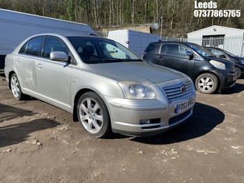 Location: Leeds - 2003 TOYOTA AVENSIS T SPIRIT 5 Door Hatchback REG: FD53WVG, Keys: No, MOT Expiry date: 15-02-2027, 1998 Petrol, 5 Speed Manual Petrol, Former Keepers: 8