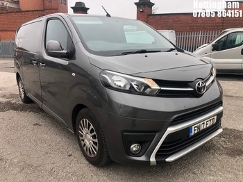 Location: Nottingham - 2017 TOYOTA PROACE COMFORT PANEL VAN REG: FN17FTD, 1560cc DIESEL, 6 SPEED MANUAL DIESEL, Former Keepers: 0, Keys: Yes, MOT Expiry date: 01/03/2026