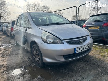 Location: Mitcham - 2009 HONDA JAZZ SE CVT 5 Door Hatchback REG: EF58NXY, Keys: No, MOT Expiry date: 11/10/2025, 1339 Petrol, Variable Speed Auto Petrol, Former Keepers: 3