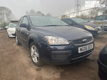 Location: Mitcham - 2006 FORD FOCUS LX 5 Door Hatchback REG: NG06EES, Keys: No, MOT Expiry date: 01/01/2027, 1596 Petrol, 5 Speed Manual Petrol, Former Keepers: 6