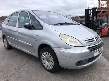 Location: Nottingham - 2006 CITROEN XSARA PICASSO DESIRE 16V MPV REG: YT06PBX, Keys: Yes, MOT Expiry date: 27/10/2025, 1587 Petrol, 5 Speed Manual Petrol, Former Keepers: 2