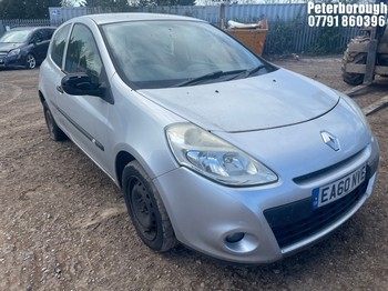 Location: Peterborough - 2010 RENAULT CLIO EXTREME 3 Door Hatchback REG: EA60NVE, Keys: No, MOT Expiry date: 27/02/2025, 1149 Petrol, 5 Speed Manual Petrol, Former Keepers: 8