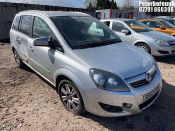 Location: Peterborough - 2013 VAUXHALL ZAFIRA DESIGN NAV CDTI EC MPV REG: SF63YOM, Keys: No, MOT Expiry date: 12/08/2025, 1686 Diesel, 6 Speed Manual Diesel, Former Keepers: 7