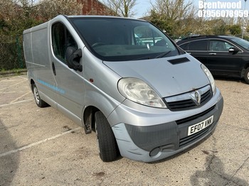Location: Brentwood - 2007 VAUXHALL VIVARO SPORTIVE CDTI SWB Panel Van REG: EF07VMK, Keys: No, MOT Expiry date: 21/11/2025, 1995 Diesel, 6 Speed Manual Diesel, Former Keepers: 4