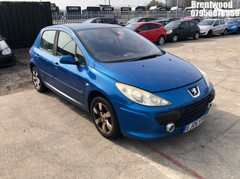 Location: Brentwood - 2006 PEUGEOT 307 SE 5 Door Hatchback REG: EJ06SVR, Keys: No, MOT Expiry date: 30/03/2026, 1587 Petrol, 5 Speed Manual Petrol, Former Keepers: 4