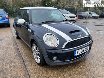Location: Brentwood - 2007 MINI COOPER S 3 Door Hatchback REG: WL56GBF, Keys: No, MOT Expiry date: 19/02/2026, 1598 Petrol, 6 Speed Manual Petrol, Former Keepers: 5