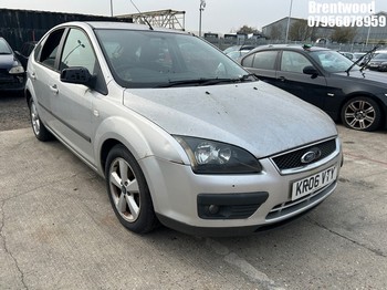 Location: Brentwood - 2006 FORD FOCUS ZETEC CLIMATE 116 5 Door Hatchback REG: KR06VTY, Keys: No, MOT Expiry date: 01.12.2024, 1596 Petrol, 5 Speed Manual Petrol, Former Keepers: 3