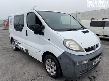 Location: South Wales - 2004 VAUXHALL VIVARO 2900 DI SWB Panel Van REG: AV54YPW, Keys: No, MOT Expiry date: 27/05/2025, 1870 Diesel, 5 Speed Manual Diesel, Former Keepers: 12