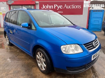 Location: Hull - 2006 VOLKSWAGEN TOURAN SE TDI MPV REG: WN56LLO, Keys: No, MOT Expiry date: 18/01/2025, 1896 Diesel, 6 Speed Manual Diesel, Former Keepers: 7