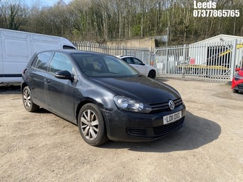 Location: Leeds - 2011 VOLKSWAGEN GOLF MATCH TDI DSG 5 Door Hatchback REG: LO11OXG, Keys: No, MOT Expiry date: 31-10-2025, 1598 Diesel, 7 Speed S-Auto Diesel, Former Keepers: 5