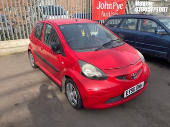 Location: Hayes - 2006 TOYOTA AYGO+ VVT-I SEMI-AUTO 5 Door Hatchback REG: EY56ONH, Keys: No, MOT Expiry date: 30/08/2025, 998 Petrol, 5 Speed Semi Auto Petrol, Former Keepers: 7