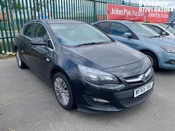 Location: Belvedere - 2015 VAUXHALL ASTRA EXCITE 5 Door Hatchback REG: WF65XAC, Keys: No, MOT Expiry date: 19/11/2025, 1398 Petrol, 5 Speed Manual Petrol, Former Keepers: 6