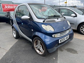 Location: Belvedere - 2006 SMART FORTWO GRANDSTYLE AUTO Coupe REG: WD06AWX, Keys: No, MOT Expiry date: 19/06/2025, 698 Petrol, 6 Speed Auto Petrol, Former Keepers: 11