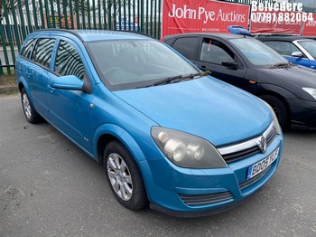 Location: Belvedere - 2005 VAUXHALL ASTRA CLUB AUTO Estate REG: BD05YLF, Keys: No, MOT Expiry date: 17/05/2026, 1796 Petrol, 4 Speed Auto Petrol, Former Keepers: 10
