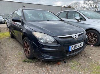 Location: Mitcham - 2010 HYUNDAI I30 CLASSIC 5 Door Hatchback REG: EA10AXT, Keys: No, MOT Expiry date: 24/07/2025, 1396 Petrol, 5 Speed Manual Petrol, Former Keepers: 9