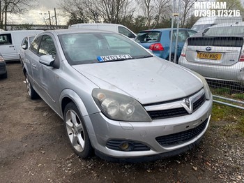 Location: Mitcham - 2007 VAUXHALL ASTRA SRI Coupe REG: KY07CYJ, Keys: No, MOT Expiry date: 12/02/2026, 1796 Petrol, 5 Speed Manual Petrol, Former Keepers: 5