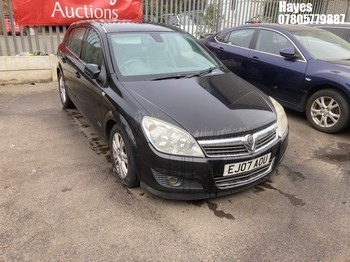Location: Hayes - 2007 VAUXHALL ASTRA ELITE 5 Door Hatchback REG: EJ07AOU, Keys: No, MOT Expiry date: 12/01/2026, 1598 Petrol, 5 Speed Manual Petrol, Former Keepers: 11