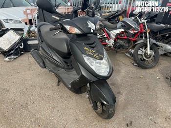 Location: Mitcham - 2012 YAMAHA NXC 125 CYGNUS Scooter REG: RK62ZBD, Keys: No, MOT Expiry date: 06/04/2026, 124 Petrol, AUTOMATIC, Former Keepers: 4