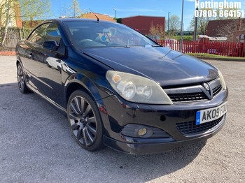 Location: Nottingham - 2009 VAUXHALL ASTRA TWINTOP EXC BLACK Convertible REG: AK09FOU, Keys: No, MOT Expiry date: 15/03/2023, 1796 Petrol, 5 Speed Manual Petrol, Former Keepers: 7