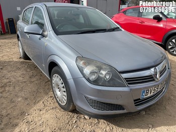 Location: Peterborough - 2009 VAUXHALL ASTRA LIFE ECOFLEX CDTI 5 Door Hatchback REG: BV59OOD, Keys: No, MOT Expiry date: 25/09/2025, 1686 Diesel, 6 Speed Manual Diesel, Former Keepers: 3