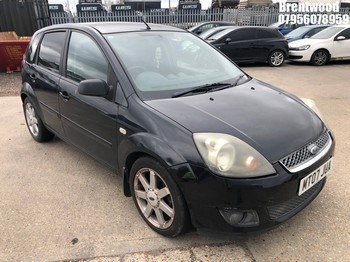 Location: Brentwood - 2007 FORD FIESTA ZETEC CLIMATE 5 Door Hatchback REG: MT07JUA, Keys: No, MOT Expiry date: 28/10/2025, 1388 Petrol, 5 Speed Manual Petrol, Former Keepers: 4