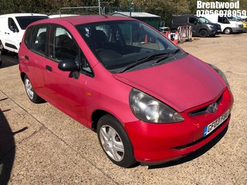 Location: Brentwood - 2003 HONDA JAZZ S 5 Door Hatchback REG: GF03FBU, Keys: No, MOT Expiry date: 14/09/2023, 1339 Petrol, 5 Speed Manual Petrol, Former Keepers: 6