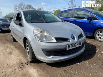Location: Mitcham - 2006 RENAULT CLIO EXPRESSION 3 Door Hatchback REG: HT06HWE, Keys: No, MOT Expiry date: 23/10/2025, 1390 Petrol, 5 Speed Manual Petrol, Former Keepers: 9