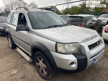 Location: Mitcham - 2003 LAND ROVER FREELANDER HSE S/W Estate REG: MT53CZF, Keys: No, MOT Expiry date: 13/11/2026, 1796 Petrol, 5 Speed Manual Petrol, Former Keepers: 7