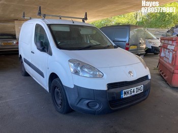 Location: Hayes - 2014 PEUGEOT PARTNER 850 PROFESSION L1 Panel Van REG: MK64DHG, Keys: No, MOT Expiry date: 08/08/2025, 1560 Diesel, 5 Speed Manual Diesel, Former Keepers: 6