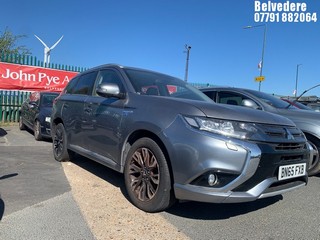 Location: BELVEDERE - 2015 MITSUBISHI OUTLANDER GX 4H PHEV S-A Estate REG: BN65FXB, 1998cc Hybrid Electric, 1 Speed S-Auto Petrol/Electric, Former Keepers: 3, Keys: No, MOT: Expiry date09.04.2026