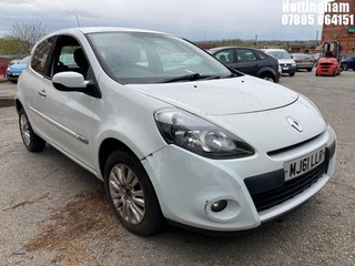 Location: Nottingham - 2011 RENAULT CLIO I-MUSIC 3 Door Hatchback REG: MJ61LLR, Keys: No, MOT Expiry date: 03/10/2026, 1149 Petrol, 5 Speed Manual Petrol, Former Keepers: 8