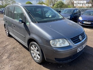 Location: Mitcham - 2006 VOLKSWAGEN TOURAN SE FSI MPV REG: CV06TXB, Keys: No, MOT Expiry date: 21/11/2025, 1968 Petrol, 6 Speed Manual Petrol, Former Keepers: 12
