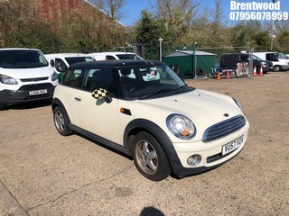 Location: Brentwood - 2007 MINI COOPER 3 Door Hatchback REG: VU57VOV, Keys: No, MOT Expiry date: 24/05/2024, 1598 Petrol, 6 Speed Manual Petrol, Former Keepers: 5