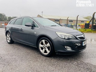 Location: Plymouth - 2011 VAUXHALL ASTRA SRI CDTI S/S Estate REG: NV11RFF, Keys: No, MOT Expiry date: 13/08/2026, 1956 Diesel, 6 Speed Manual Diesel, Former Keepers: 6