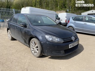 Location: Leeds - 2010 VOLKSWAGEN GOLF MATCH TDI 5 Door Hatchback REG: KV60EYP, Keys: No, MOT Expiry date: 19-08-2025, 1598 Diesel, 5 Speed Manual Diesel, Former Keepers: 5