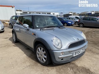 Location: Leeds - 2004 MINI MINI ONE 3 Door Hatchback REG: RY04LZB, Keys: No, MOT Expiry date: 08-08-2025, 1598 Petrol, 5 Speed Manual Petrol, Former Keepers: 12