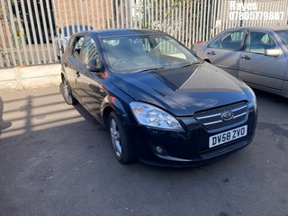 Location: Hayes - 2009 KIA CEE'D SR-7 5 Door Hatchback REG: DV58ZVO, Keys: No, MOT Expiry date: 16/03/2027, 1396 Petrol, 5 Speed Manual Petrol, Former Keepers: 4