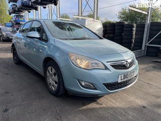 Location: Stapleford - 2010 VAUXHALL ASTRA EXCLUSIV 113 5 Door Hatchback REG: LB10ECT, Keys: Yes, MOT Expiry date: 12/05/2026, 1598 Petrol, 5 Speed Manual Petrol, Former Keepers: 7