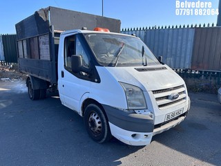 Location: Belvedere - 2007 FORD TRANSIT 100 T350M RWD Tipper REG: BL56HSZ, Keys: No, MOT Expiry date: 10/06/2025, 2402 Diesel, 5 Speed Manual Diesel, Former Keepers: 8
