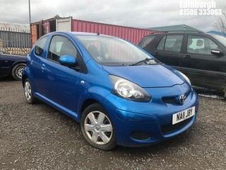 Location: Edinburgh - 2011 TOYOTA AYGO BLUE VVT-I 3 Door Hatchback REG: NA11JBY, Keys: No, MOT Expiry date: 25/06/2026, 998 Petrol, 5 Speed Manual Petrol, Former Keepers: 4