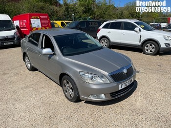Location: Brentwood - 2012 SKODA OCTAVIA ELEGNE TDI CR S-A 5 Door Hatchback REG: FT12XBM, Keys: No, MOT Expiry date: 20/05/2026, 1598 Diesel, 5 Speed Semi Auto Diesel, Former Keepers: 8