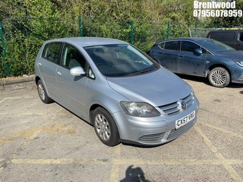 Location: Brentwood - 2007 VOLKSWAGEN GOLF PLUS LUNA 80 5 Door Hatchback REG: CX57VRG, Keys: No, MOT Expiry date: 09/02/2026, 1390 Petrol, 5 Speed Manual Petrol, Former Keepers: 7