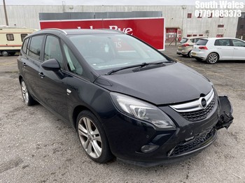 Location: South Wales - 2014 VAUXHALL ZAFIRA TOURER SRI CDTI MPV REG: DU14KOD, Keys: No, MOT Expiry date: 27/06/2025, 1956 Diesel, 6 Speed Manual Diesel, Former Keepers: 3