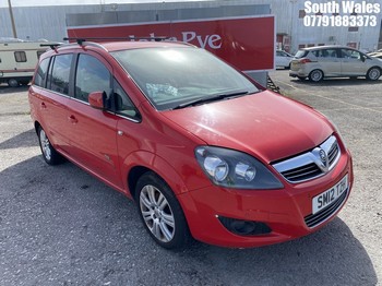 Location: South Wales - 2012 VAUXHALL ZAFIRA DESIGN MPV REG: SM12TZH, Keys: No, MOT Expiry date: 27/04/2026, 1598 Petrol, 5 Speed Manual Petrol, Former Keepers: 4