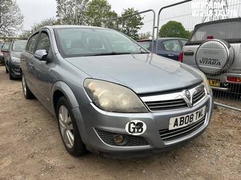 Location: Mitcham - 2008 VAUXHALL ASTRA SXI 5 Door Hatchback REG: AB08TWL, Keys: No, MOT Expiry date: 18/09/2025, 1598 Petrol, 5 Speed Manual Petrol, Former Keepers: 8