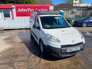 Location: Hull - 2013 PEUGEOT PARTNER 750 S L2 HDI Panel Van REG: KM63DFE, Keys: No, MOT Expiry date: 22/01/2027, 1560 Diesel, 5 Speed Manual Diesel, Former Keepers: 3