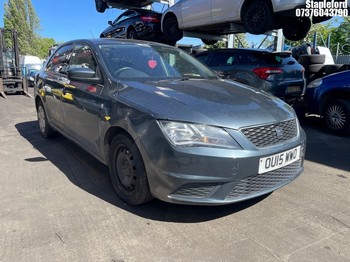 Location: Stapleford - 2015 SEAT TOLEDO ECOMOTIVE S TDI CR 5 Door Hatchback REG: OU15WWO, Keys: Yes, MOT Expiry date: 18/06/2026, 1598 Diesel, 5 Speed Manual Diesel, Former Keepers: 6