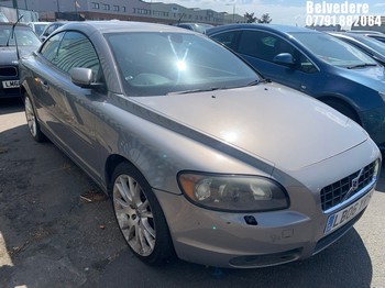 Location: BELVEDERE - 2006 VOLVO C70 SE LUX T5 AUTO Convertible REG: LB06YRY, 2521cc Petrol, 5 Speed Auto Petrol, Former Keepers: 7, Keys: No, MOT: Expiry date11.07.2024