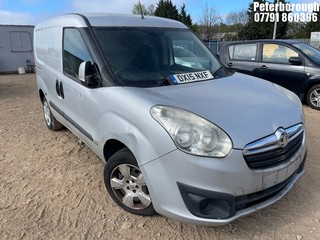 Location: Peterborough - 2015 VAUXHALL COMBO 2000 L1H1 CDTI S/S Panel Van REG: DX15NXF, Keys: No, MOT Expiry date: 25/05/2025, 1248 Diesel, 5 Speed Manual Diesel, Former Keepers: 4